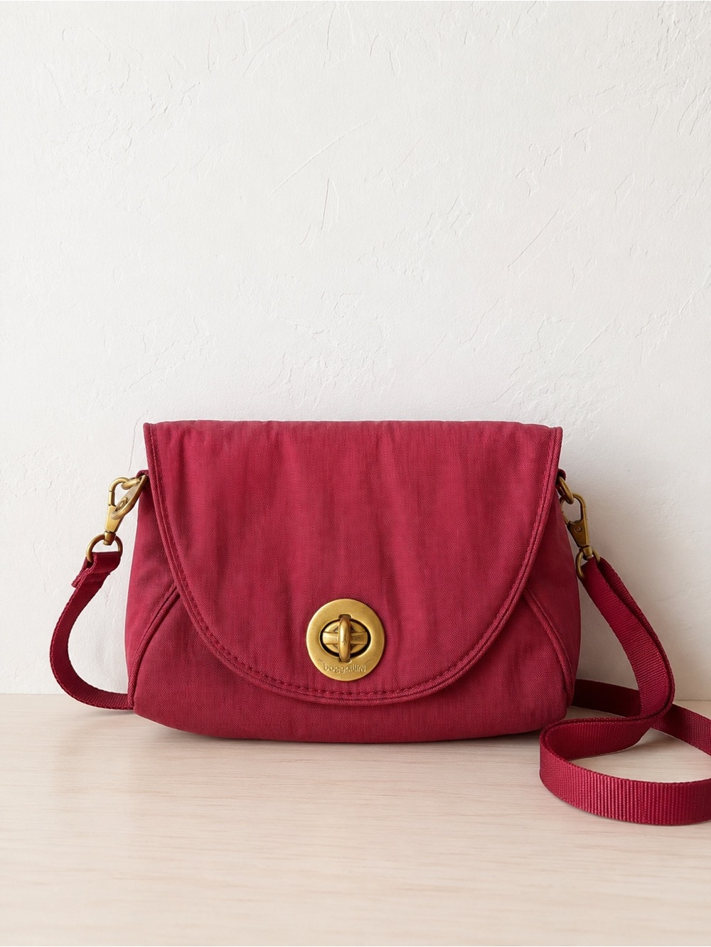 Baggallini Burgundy Nylon Crossbody Organizer Travel Bag
